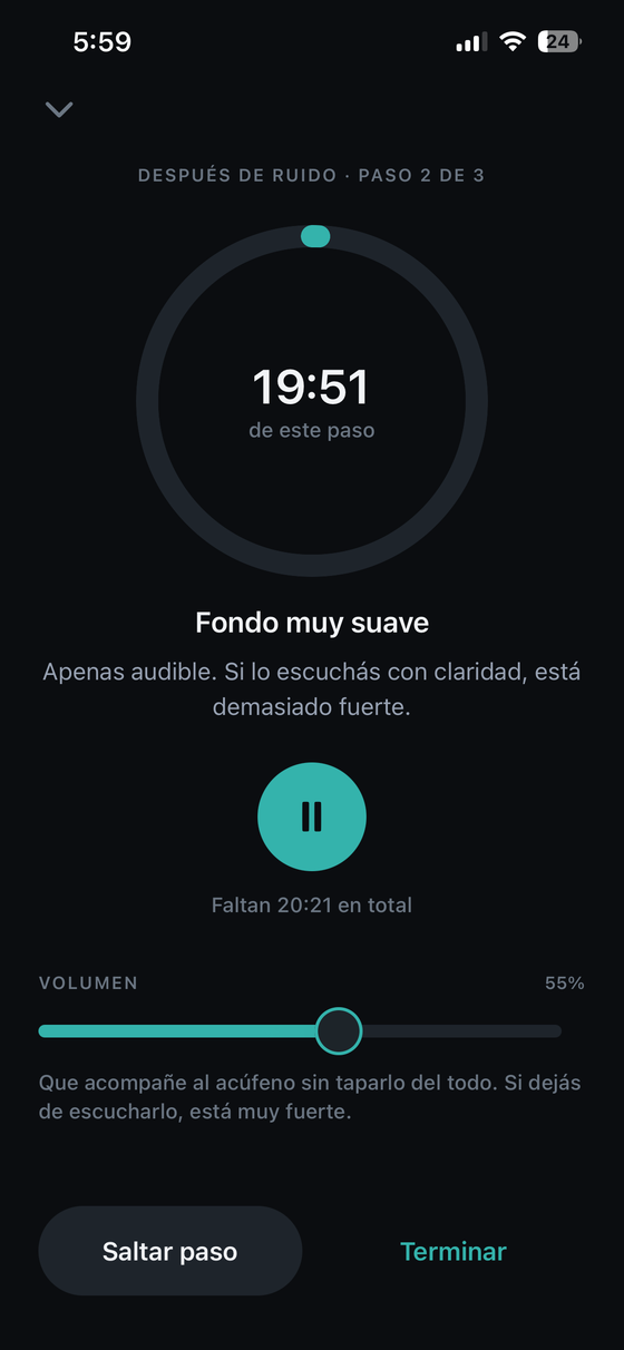 La app te lo dice mientras movés el volumen: “que acompañe al acúfeno sin taparlo del todo. Si dejás de escucharlo, está muy fuerte”. Ese es el punto que buscás.